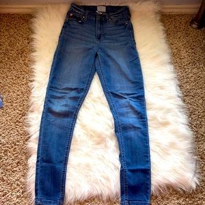 celebrity pink high rise ankle jeggings